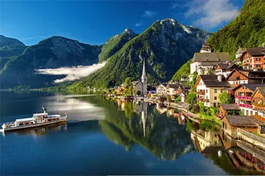 Image by Pixabay Hallstatt an einen sonnigen Morgen